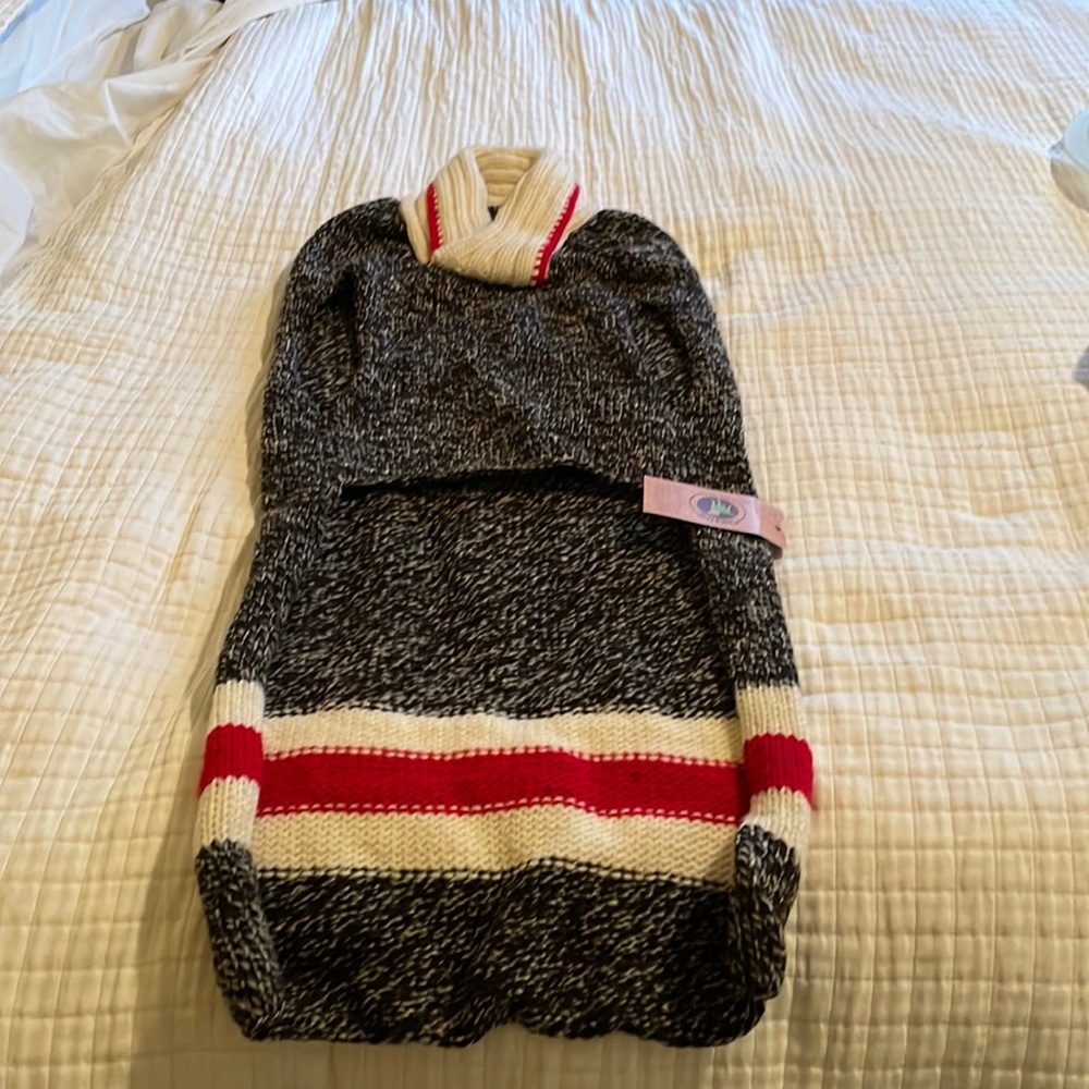 Chilldog NWT sweater XXXL